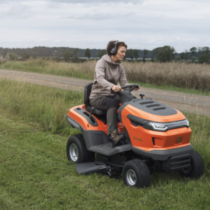 Sodo traktoriukas Husqvarna TS 215T 6 Sodo traktoriukas Husqvarna TS 215T | Būsto Pasaulis